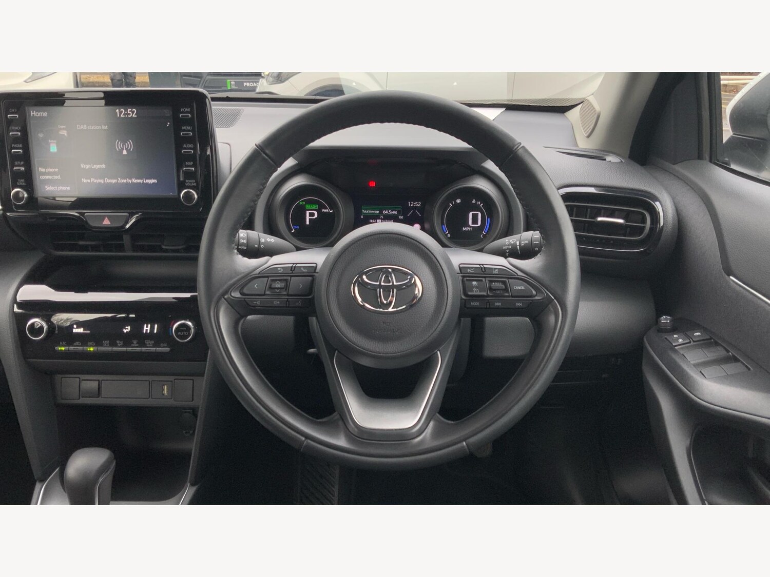 Used Toyota Yaris Cross 2024 for sale - 76701825: Photo 10