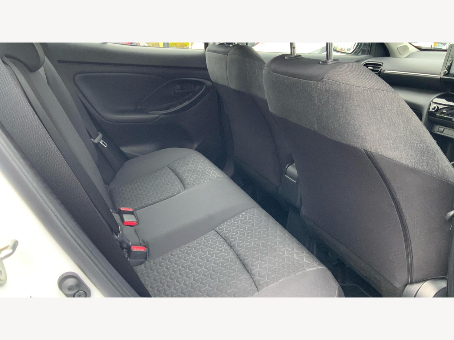 Used Toyota Yaris Cross 2024 for sale - 76701825: Photo 14