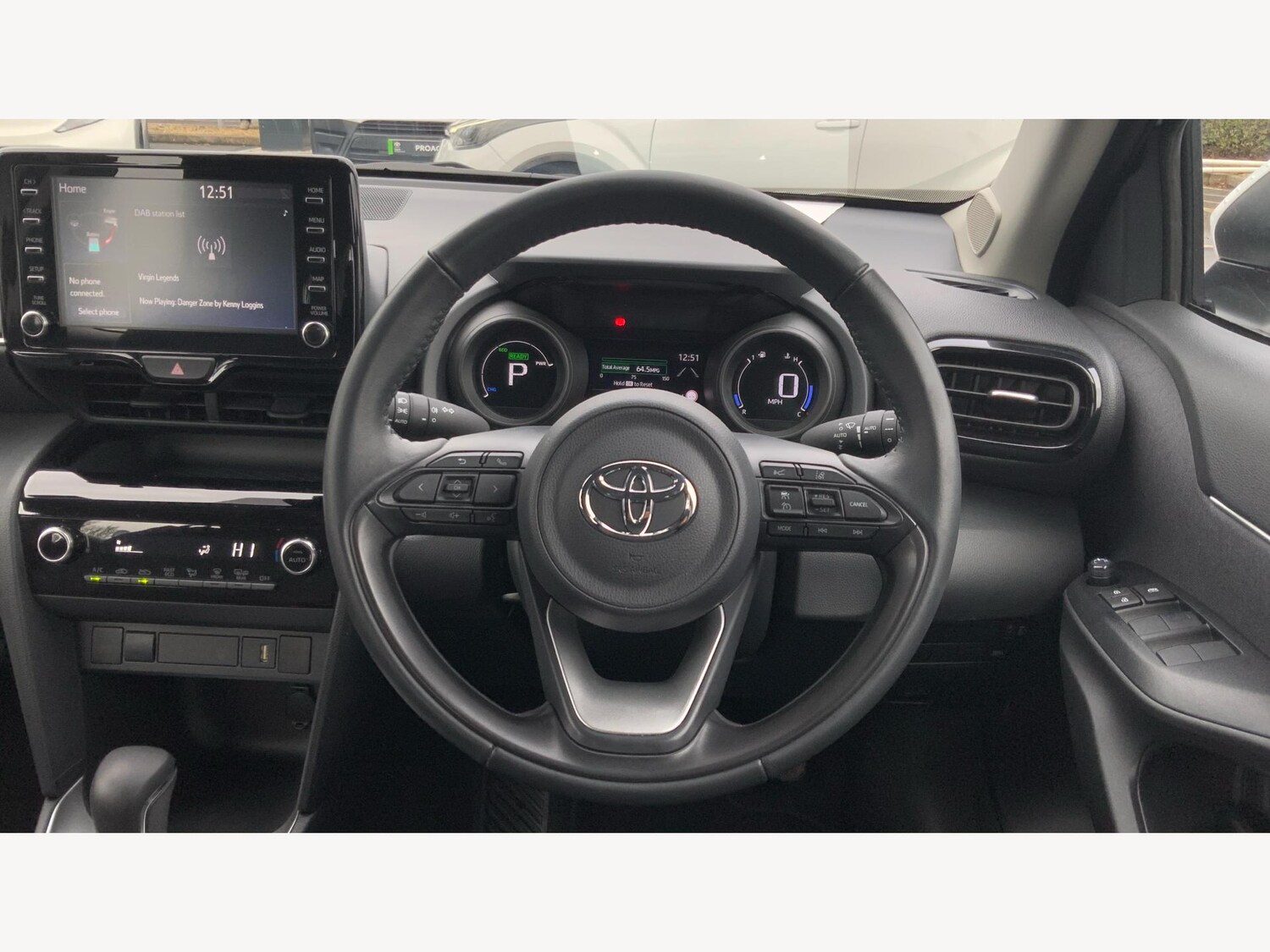 Used Toyota Yaris Cross 2024 for sale - 76701825: Photo 8