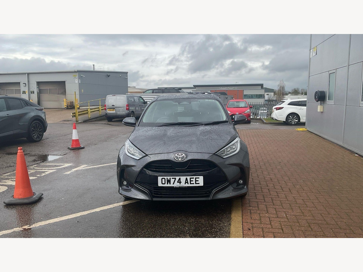 Used Toyota Yaris for sale - 78135669: Photo 17