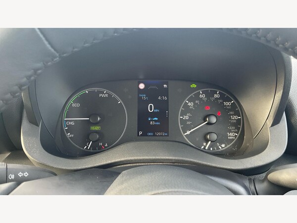 Used Toyota Yaris 2024 for sale - 76109503: Photo 11