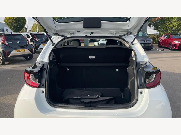 Used Toyota Yaris 2024 for sale - 76109503: Photo 16