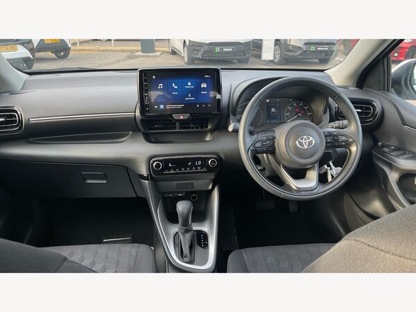 Used Toyota Yaris 2024 for sale - 76109503: Photo 7
