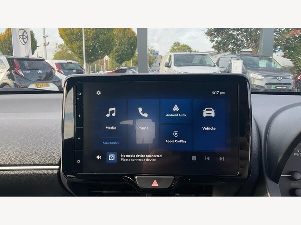 Used Toyota Yaris 2024 for sale - 76109503: Photo 9