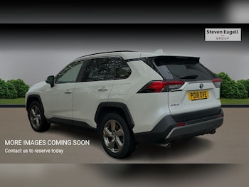 Used Toyota RAV4 2020 for sale - 76307517: Photo 2