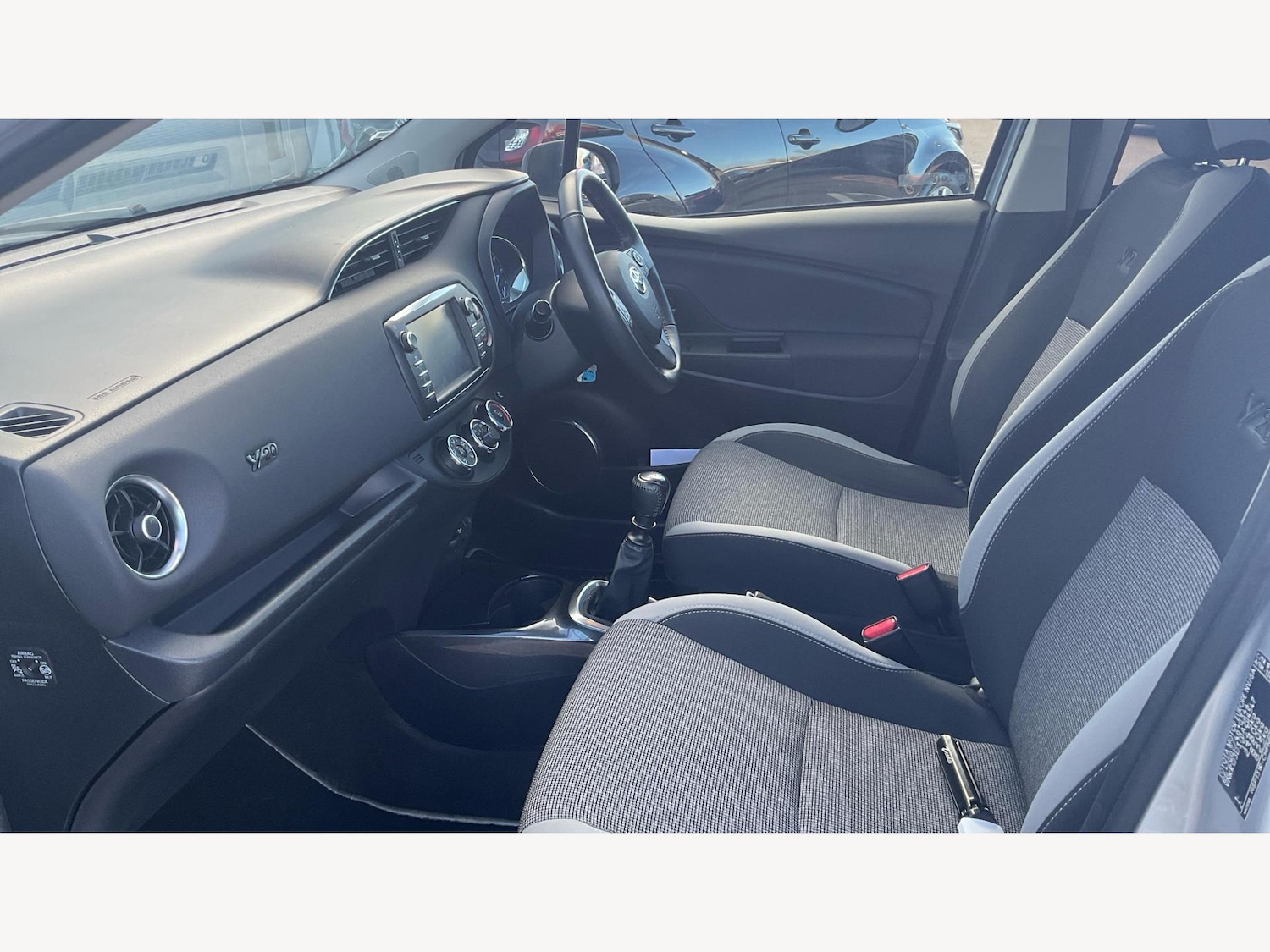 Used Toyota Yaris 2020 for sale - 77559186: Photo 12