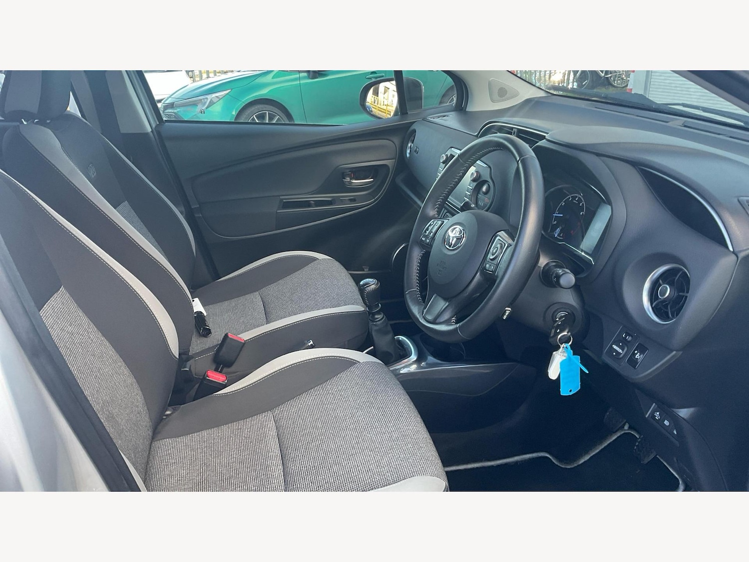 Used Toyota Yaris 2020 for sale - 77559186: Photo 13