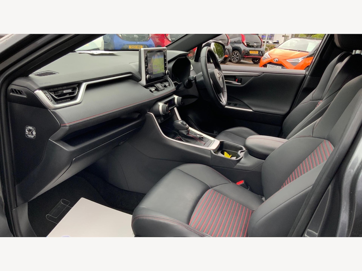 Used Toyota RAV4 2021 for sale - 76584310: Photo 12