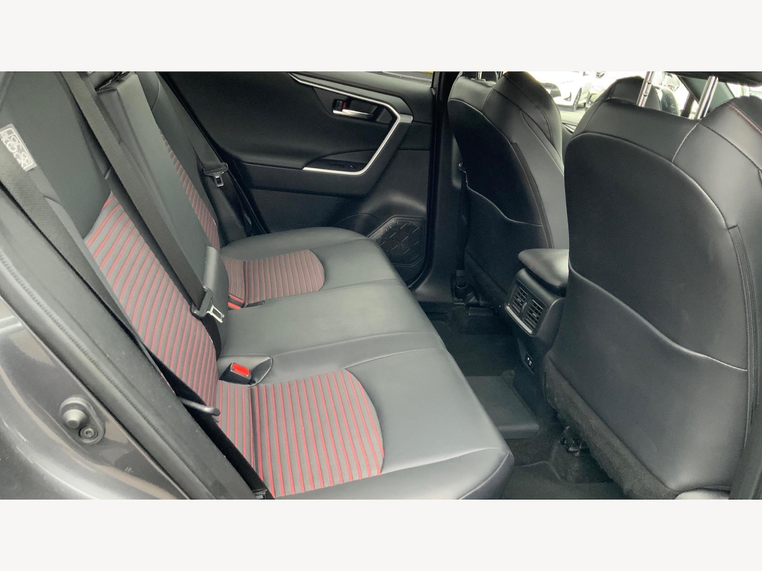 Used Toyota RAV4 2021 for sale - 76584310: Photo 14