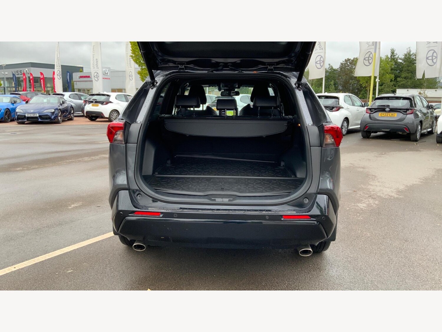 Used Toyota RAV4 2021 for sale - 76584310: Photo 16