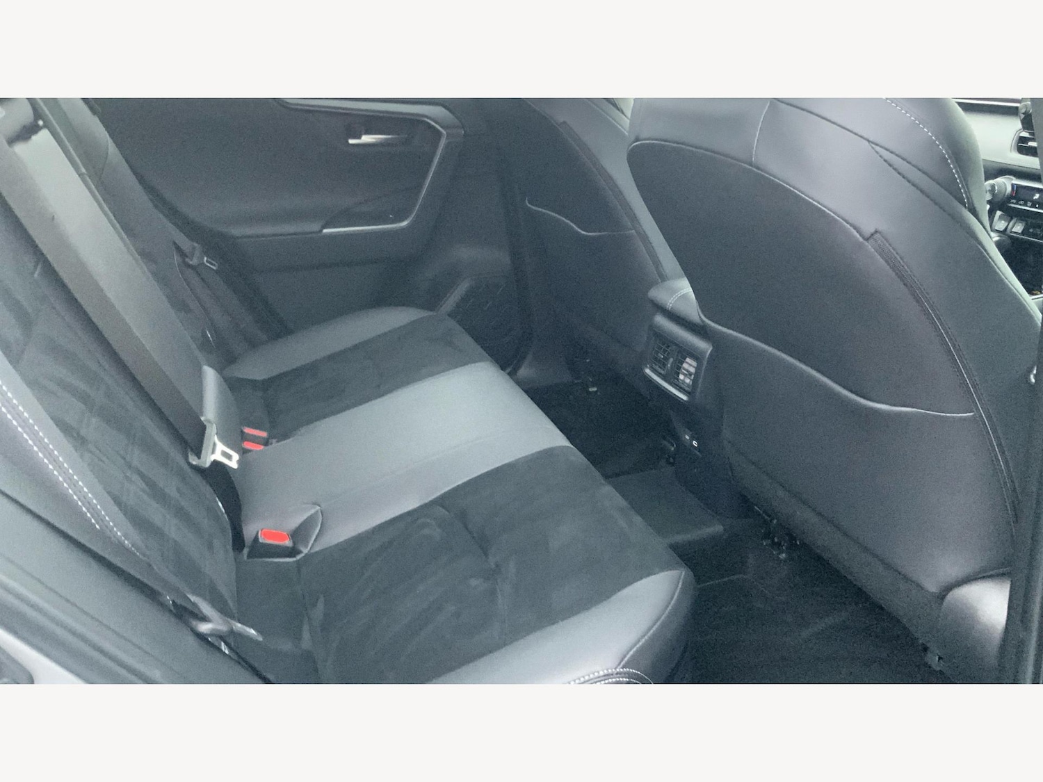 Used Toyota RAV4 2025 for sale - 76918683: Photo 14