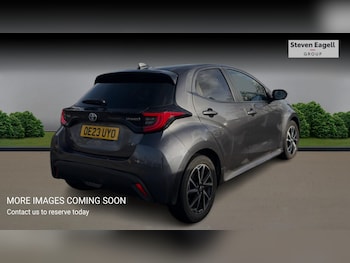 Used Toyota Yaris 2023 for sale - 77395844: Photo