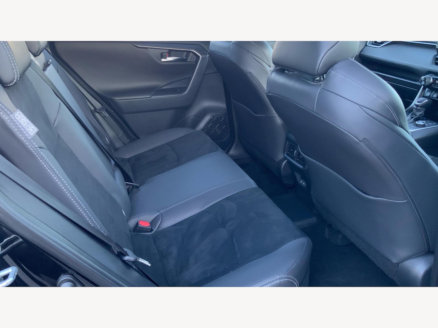 Used Toyota RAV4 2025 for sale - 77101648: Photo 14