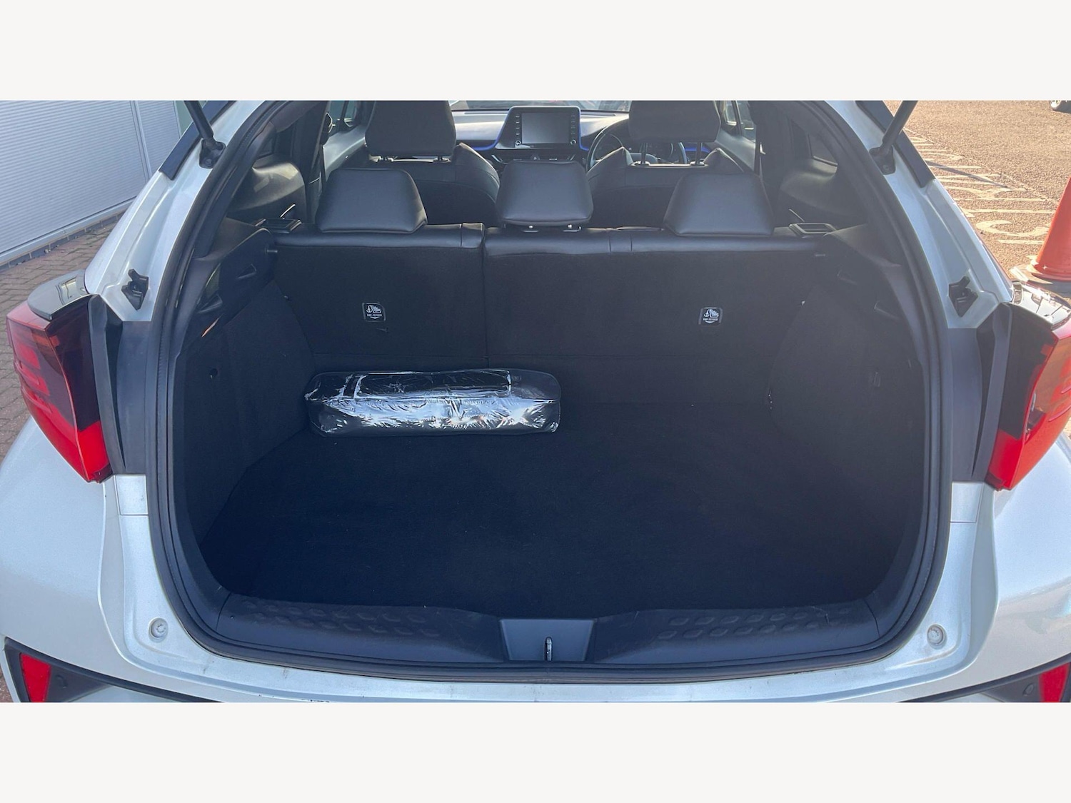 Used Toyota C-HR 2020 for sale - 77994352: Photo 16