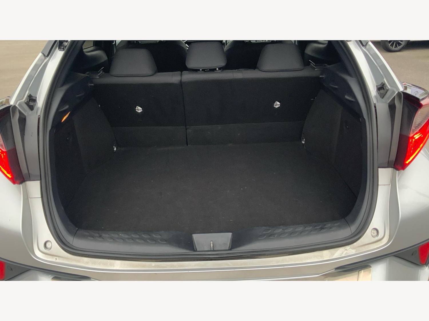 Used Toyota C-HR 2023 for sale - 77091499: Photo 16