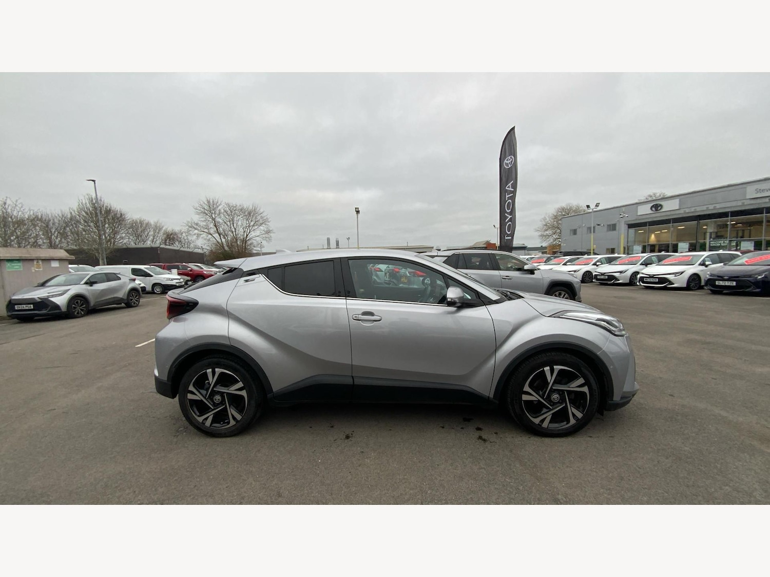 Used Toyota C-HR 2023 for sale - 77091499: Photo 18