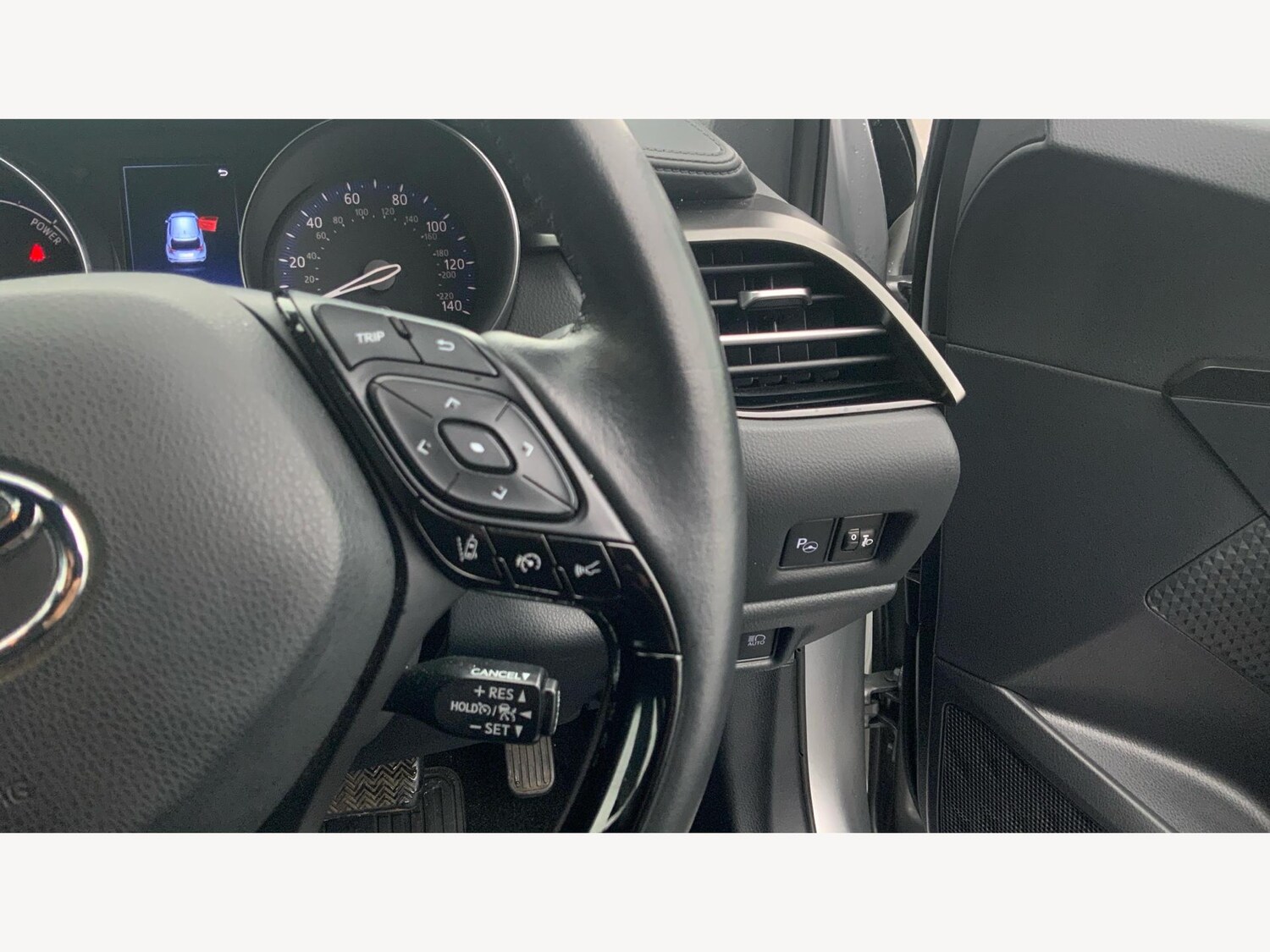 Used Toyota C-HR 2023 for sale - 77091499: Photo 23