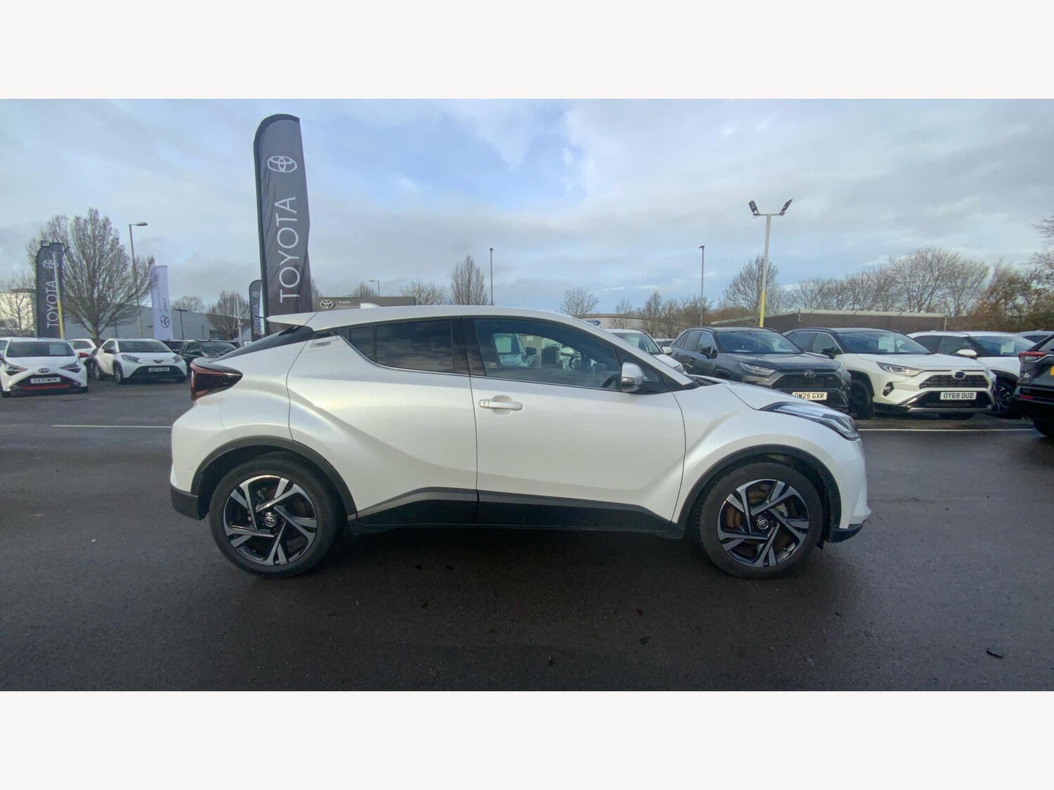 Used Toyota C-HR for sale - 77292096: Photo 18