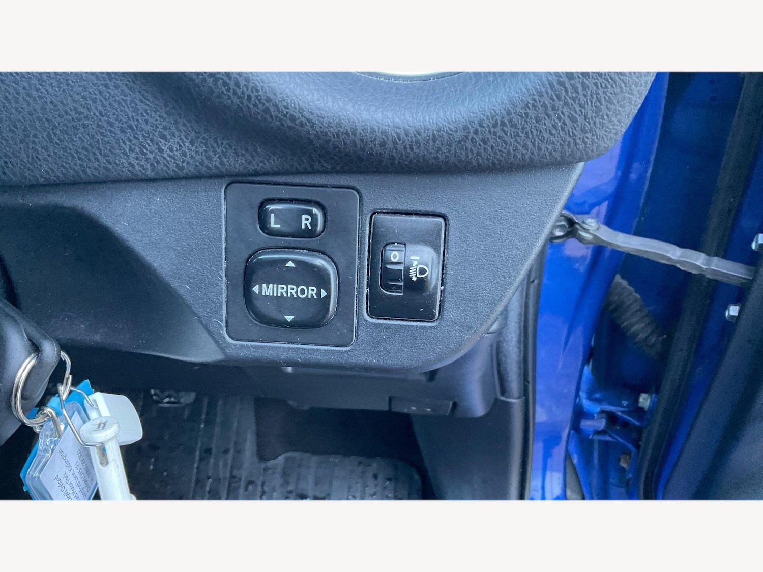 Used Toyota Yaris 2020 for sale - 78035102: Photo 24