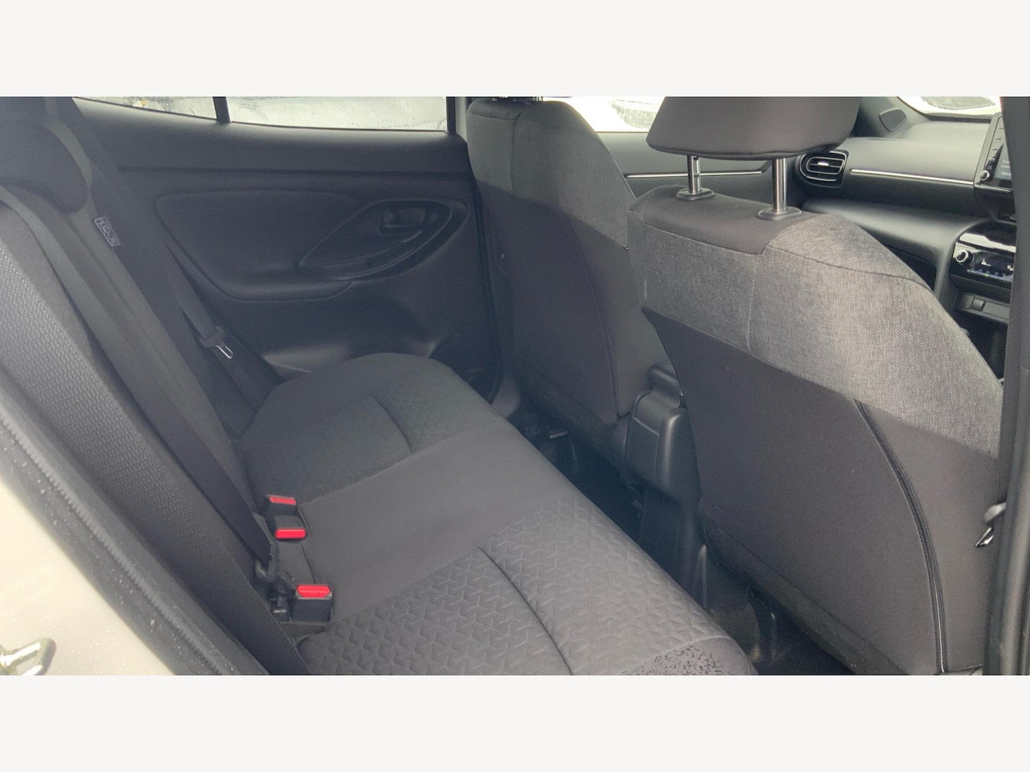 Used Toyota Yaris Cross 2023 for sale - 76485915: Photo 14