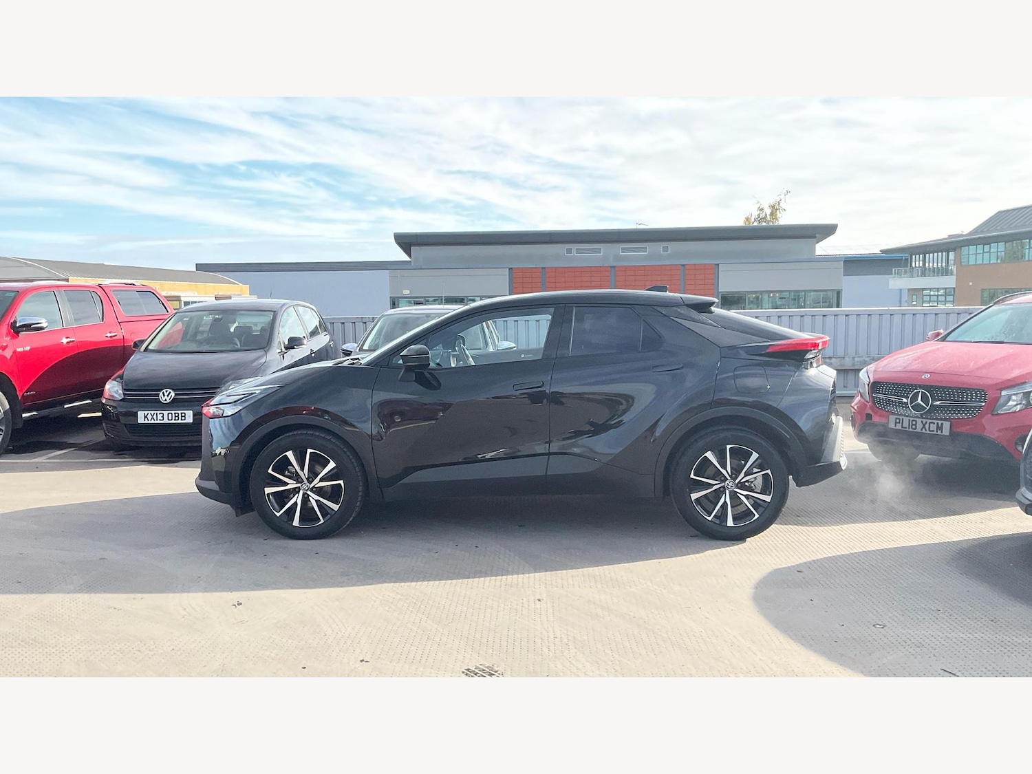 Used Toyota C-HR 2024 for sale - 76377941: Photo 19