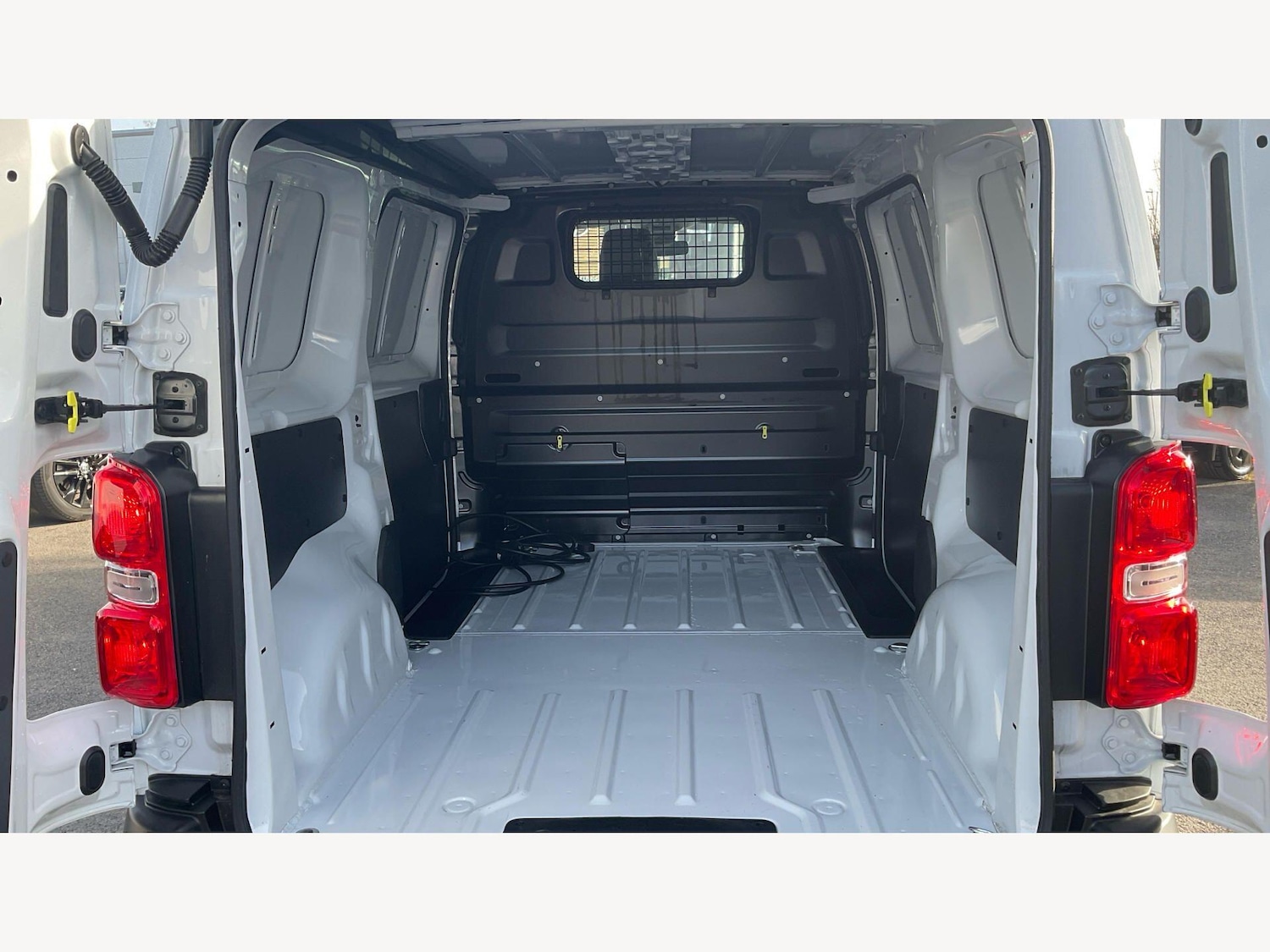 Used Toyota ProAce 2023 for sale - 77683931: Photo 16