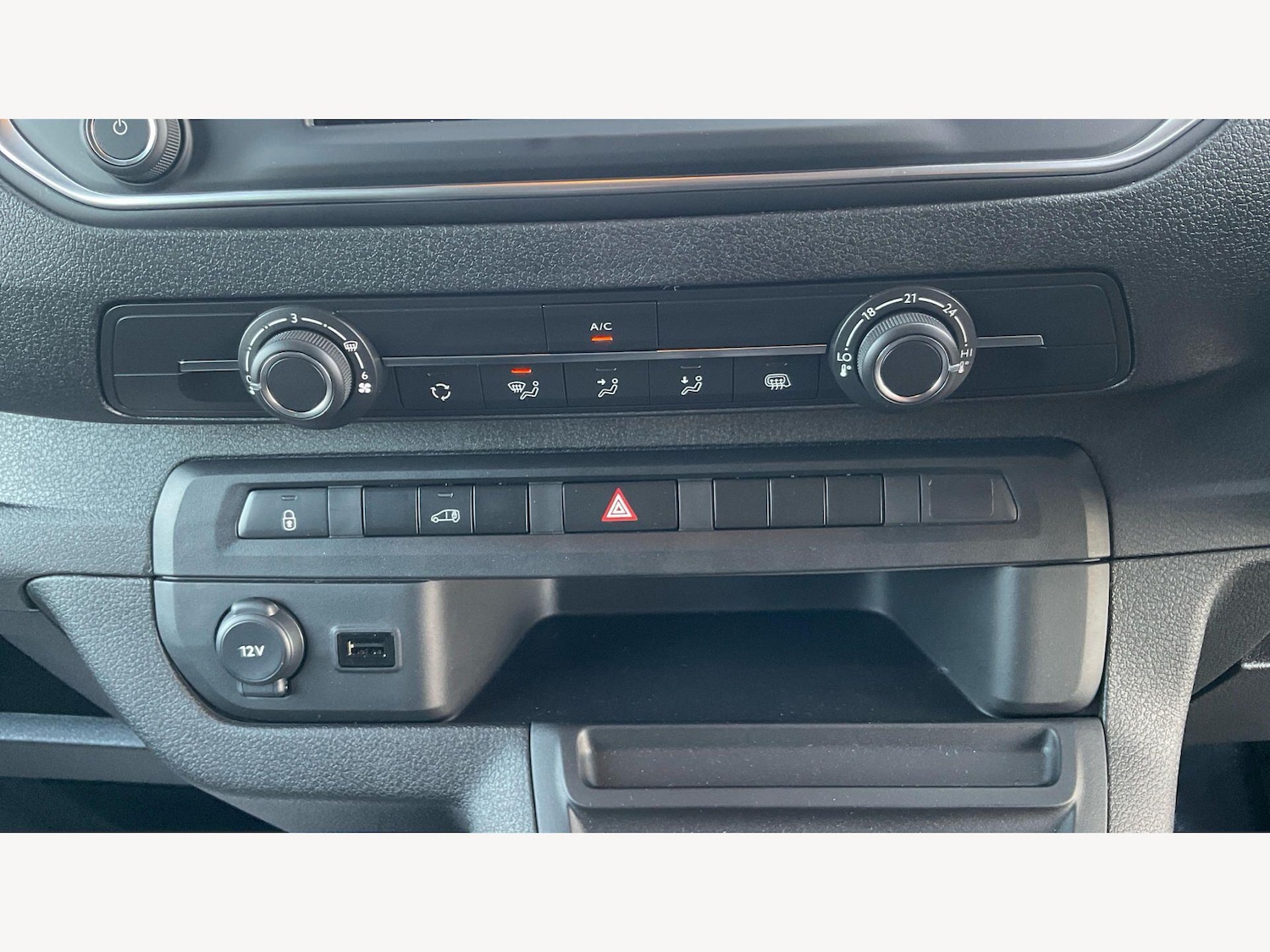 Used Toyota ProAce 2023 for sale - 77683931: Photo 25