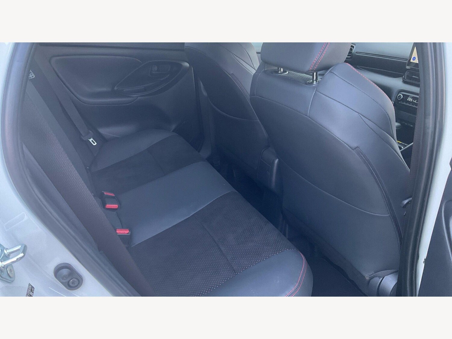 Used Toyota Yaris for sale - 77784245: Photo 14