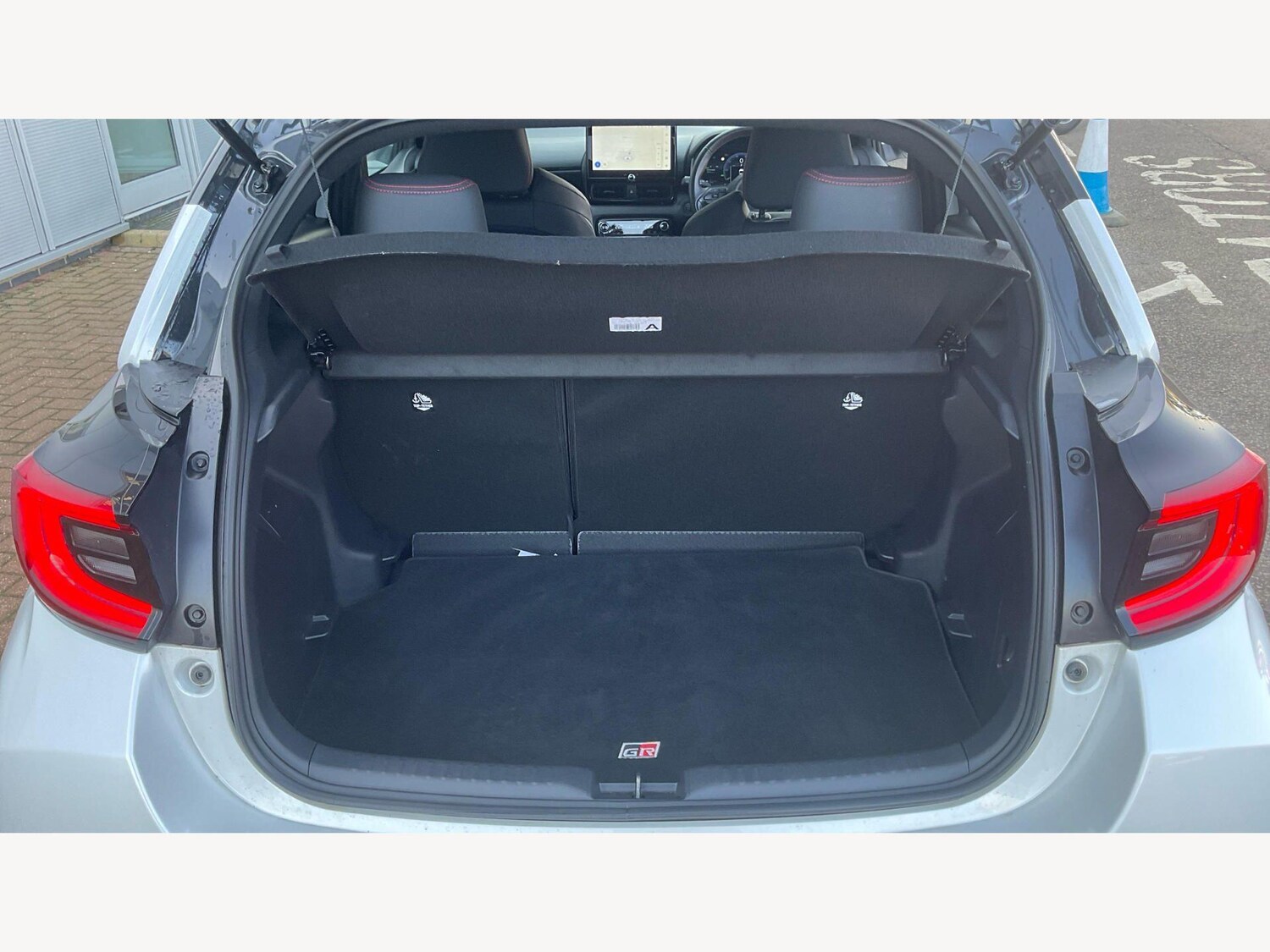 Used Toyota Yaris for sale - 77784245: Photo 16