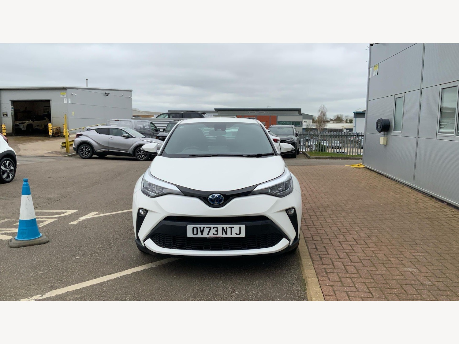 Used Toyota C-HR for sale - 78115242: Photo 17