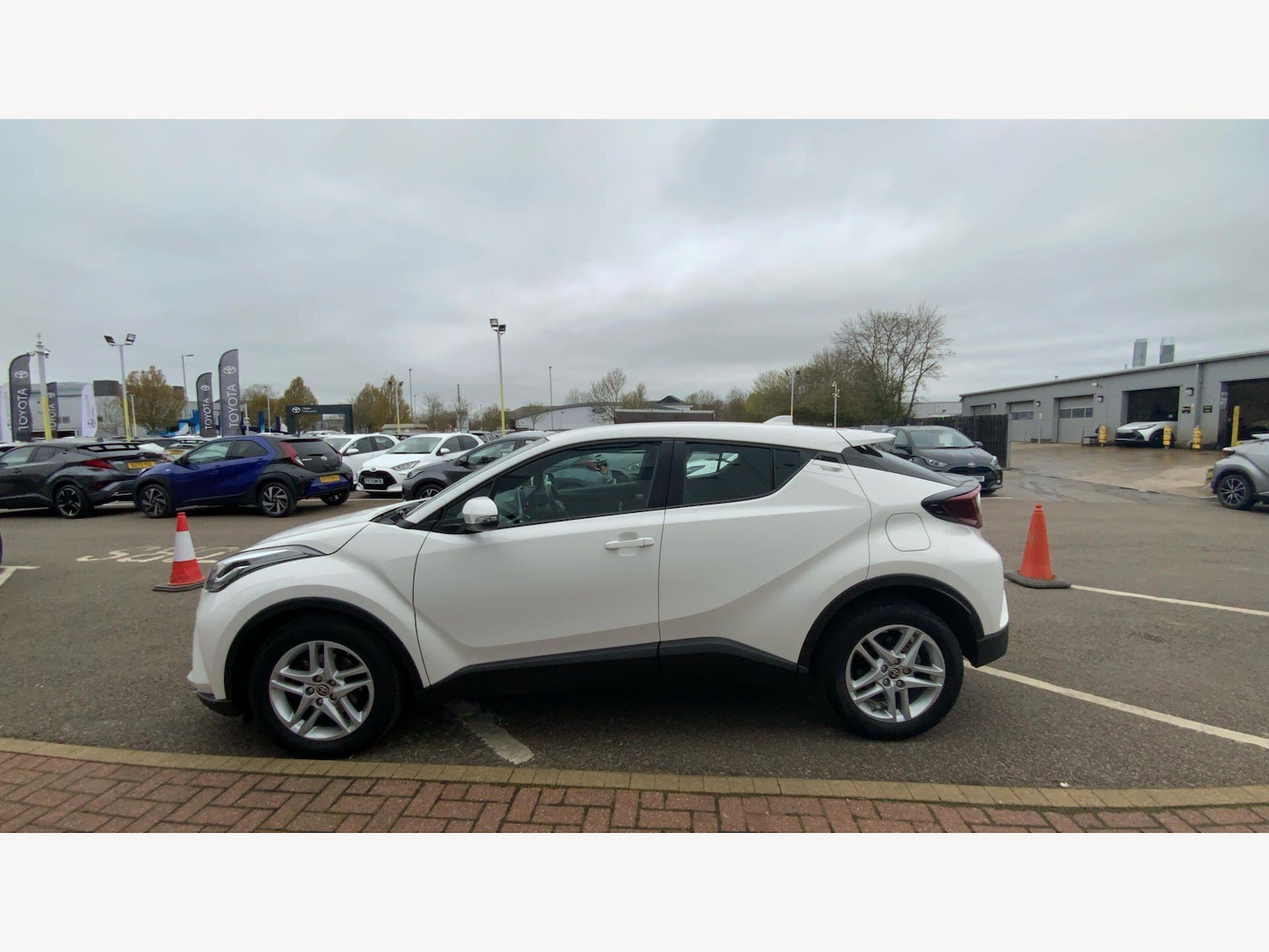 Used Toyota C-HR for sale - 78115242: Photo 19