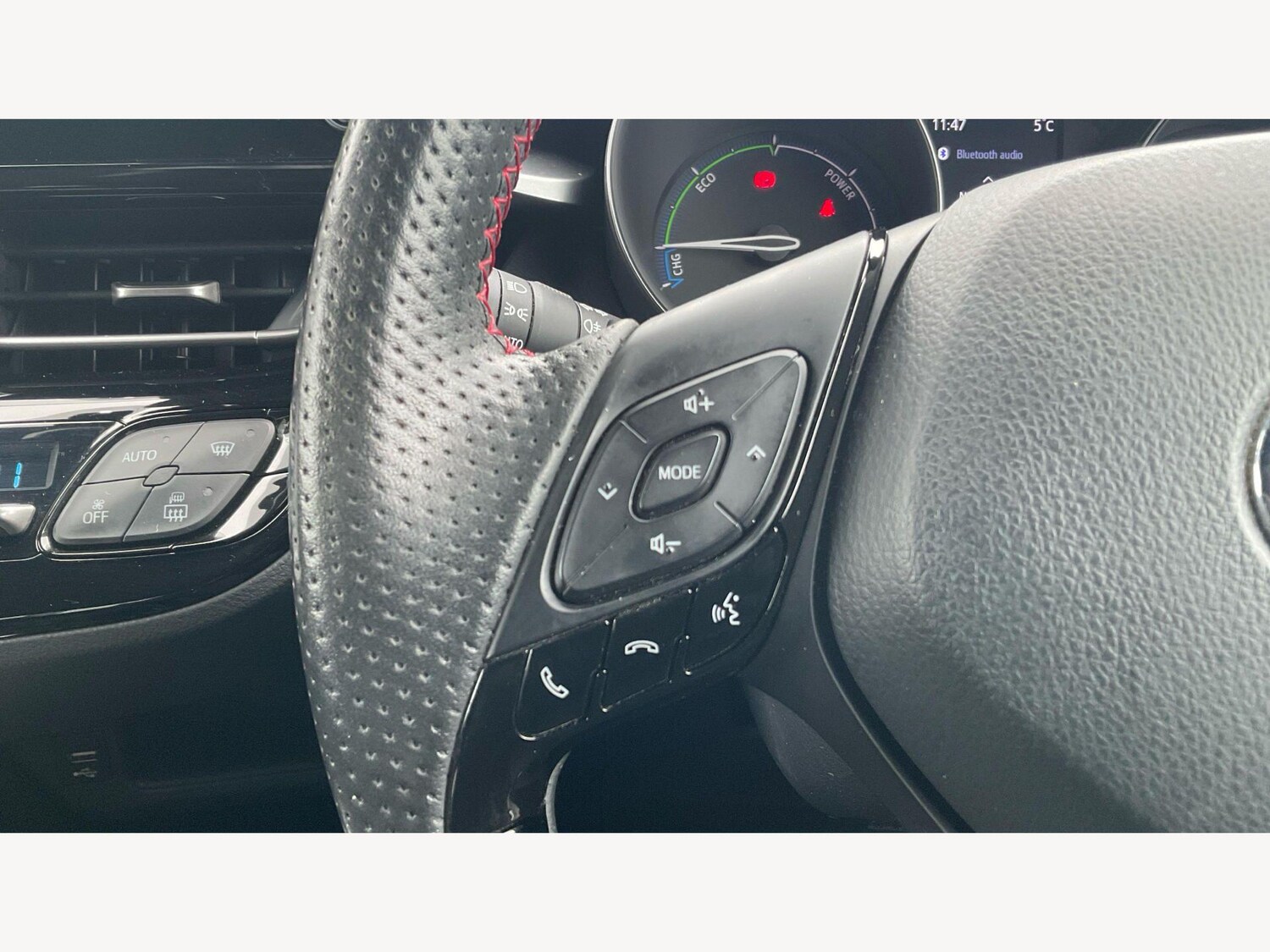 Used Toyota C-HR for sale - 77646165: Photo 24