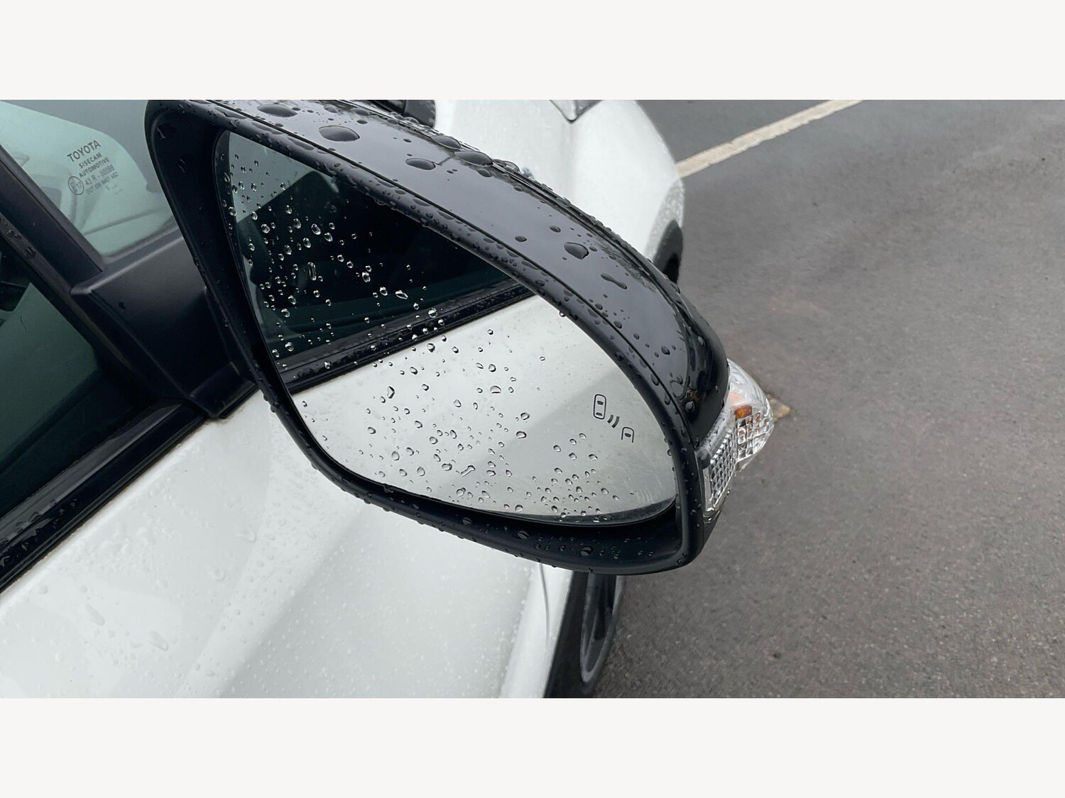 Used Toyota C-HR for sale - 77646165: Photo 29