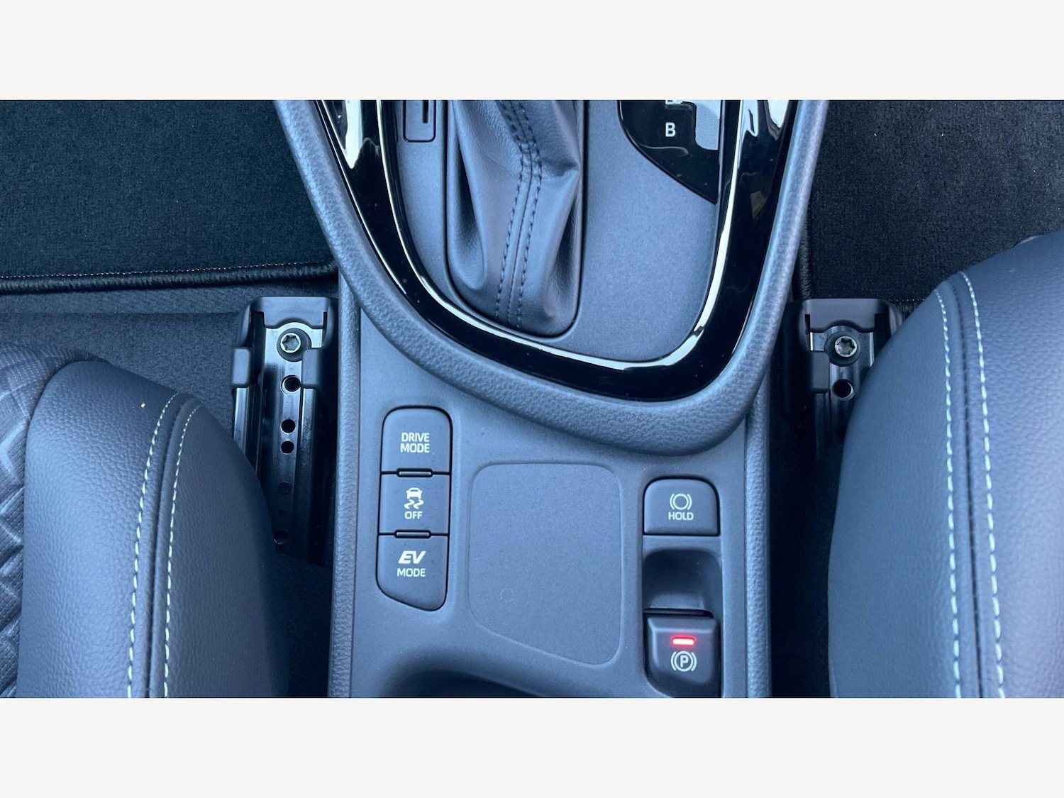 Used Toyota Yaris 2025 for sale - 78072957: Photo 31