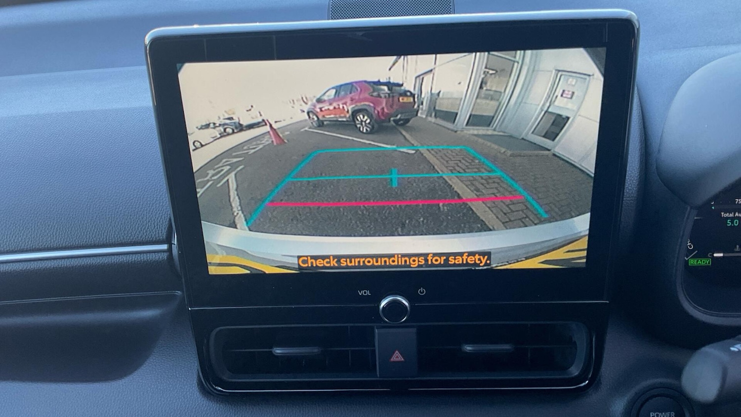 Used Toyota Yaris 2025 for sale - 78072957: Photo 33