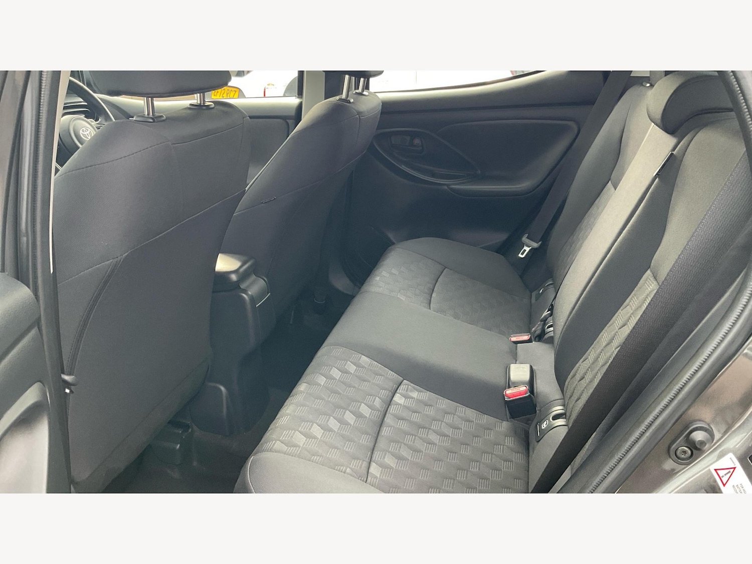 Used Toyota Yaris for sale - 77267659: Photo 15