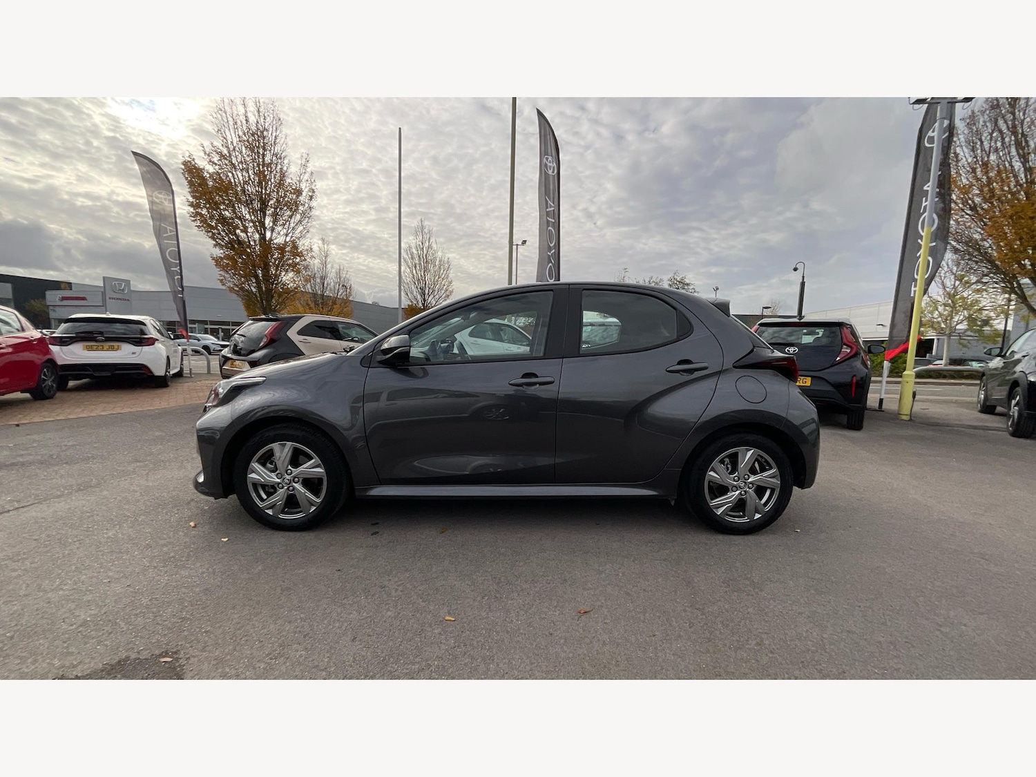 Used Toyota Yaris for sale - 77267659: Photo 19