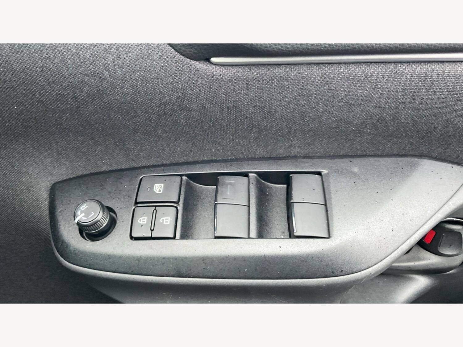 Used Toyota Yaris 2025 for sale - 77626165: Photo 28