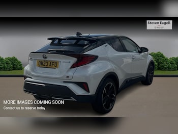 Used Toyota C-HR 2023 for sale - 75756947: Photo
