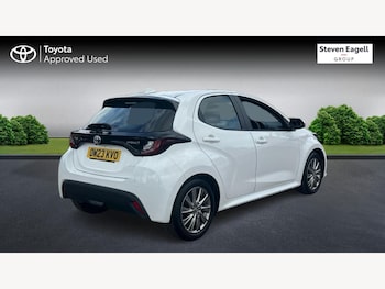Used Toyota Yaris 2023 for sale - 75577291: Photo