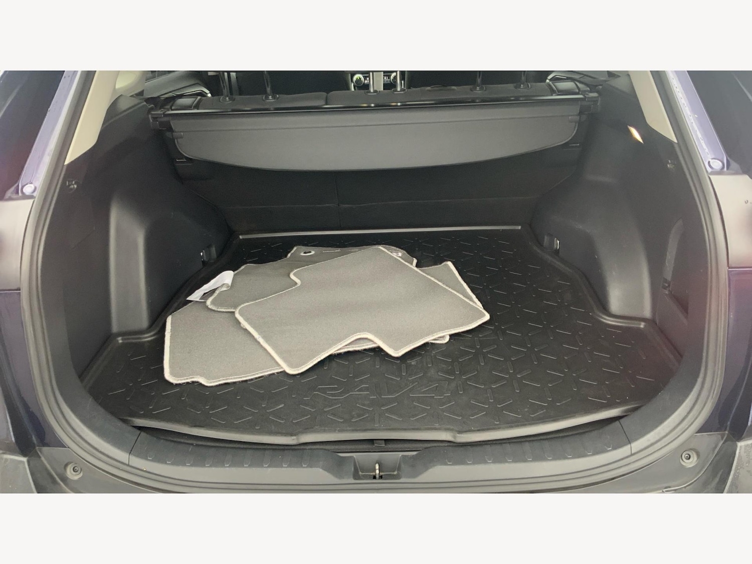 Used Toyota RAV4 2022 for sale - 76918569: Photo 16