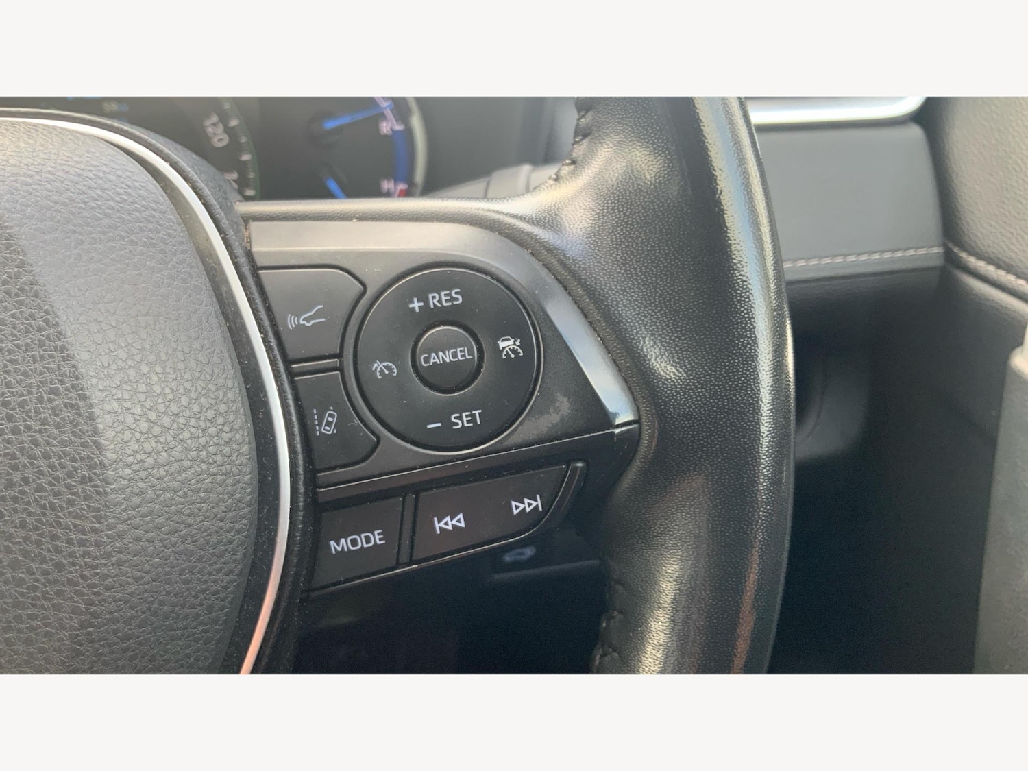 Used Toyota RAV4 2022 for sale - 77637916: Photo 24