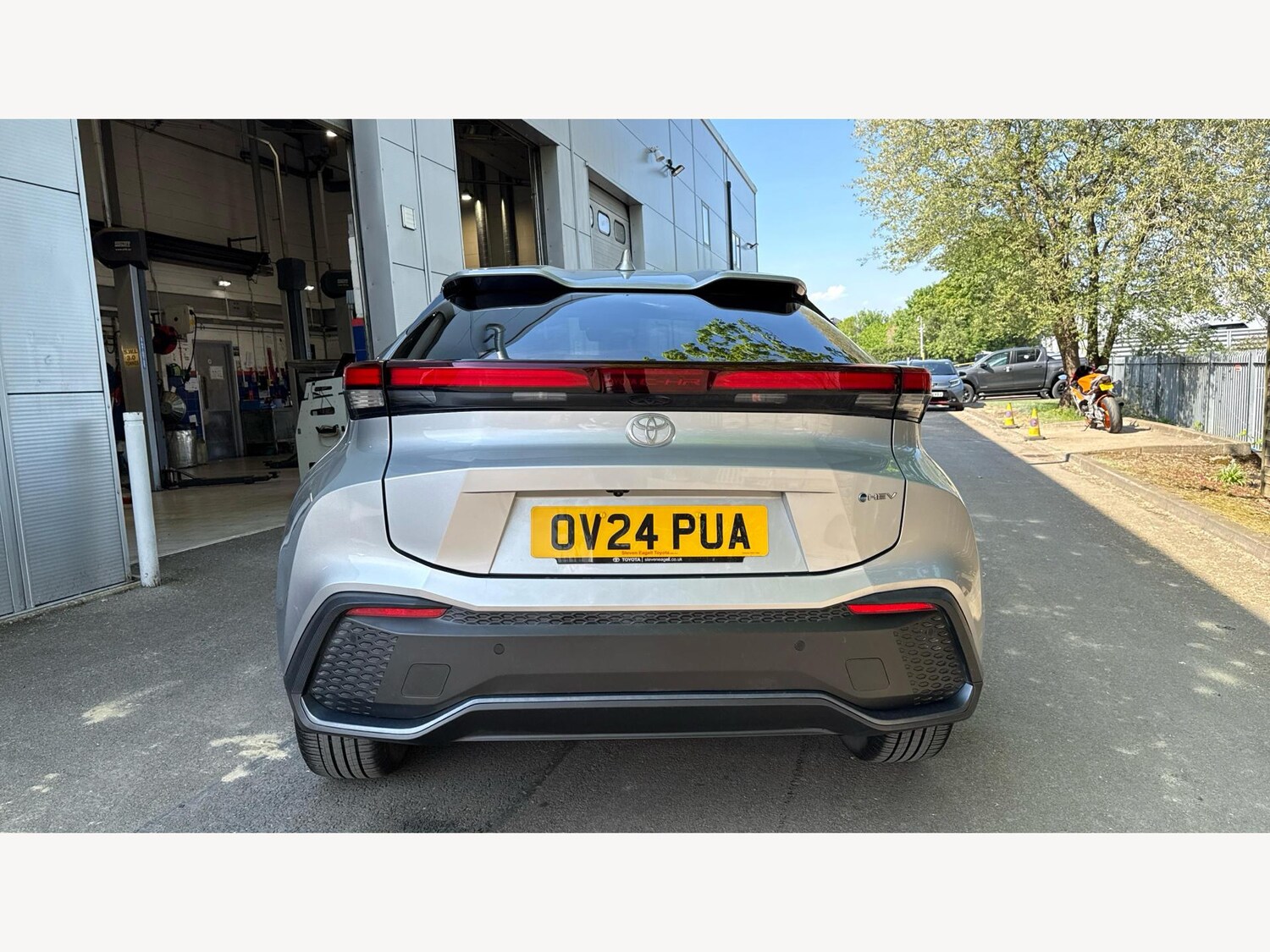 Vehicle 21
