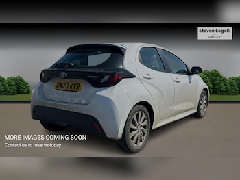 Used Toyota Yaris 2023 for sale - 78517526: Photo