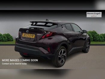 Used Toyota C-HR 2023 for sale - 77066412: Photo