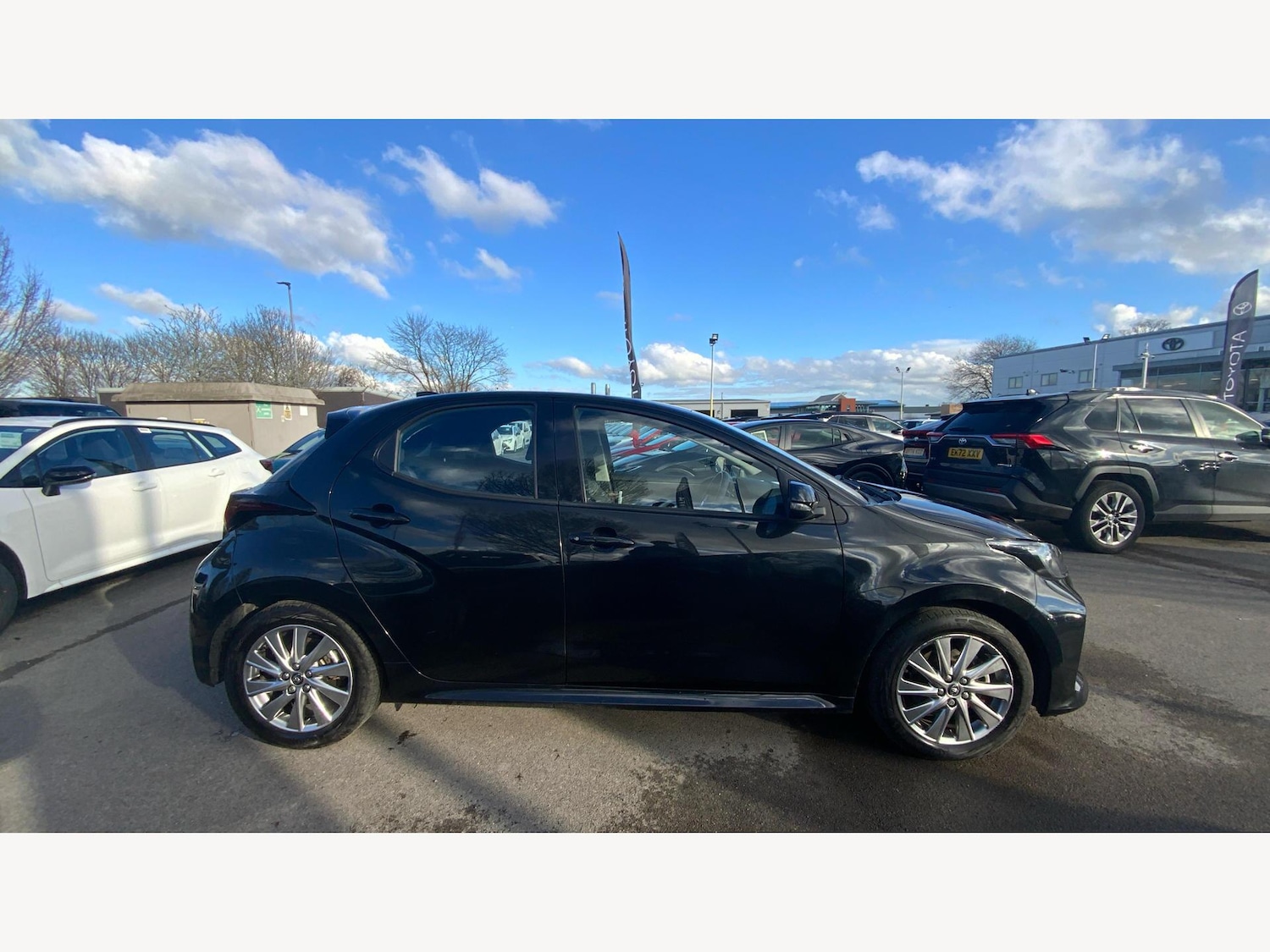 Used Toyota Yaris for sale - 77484523: Photo 18