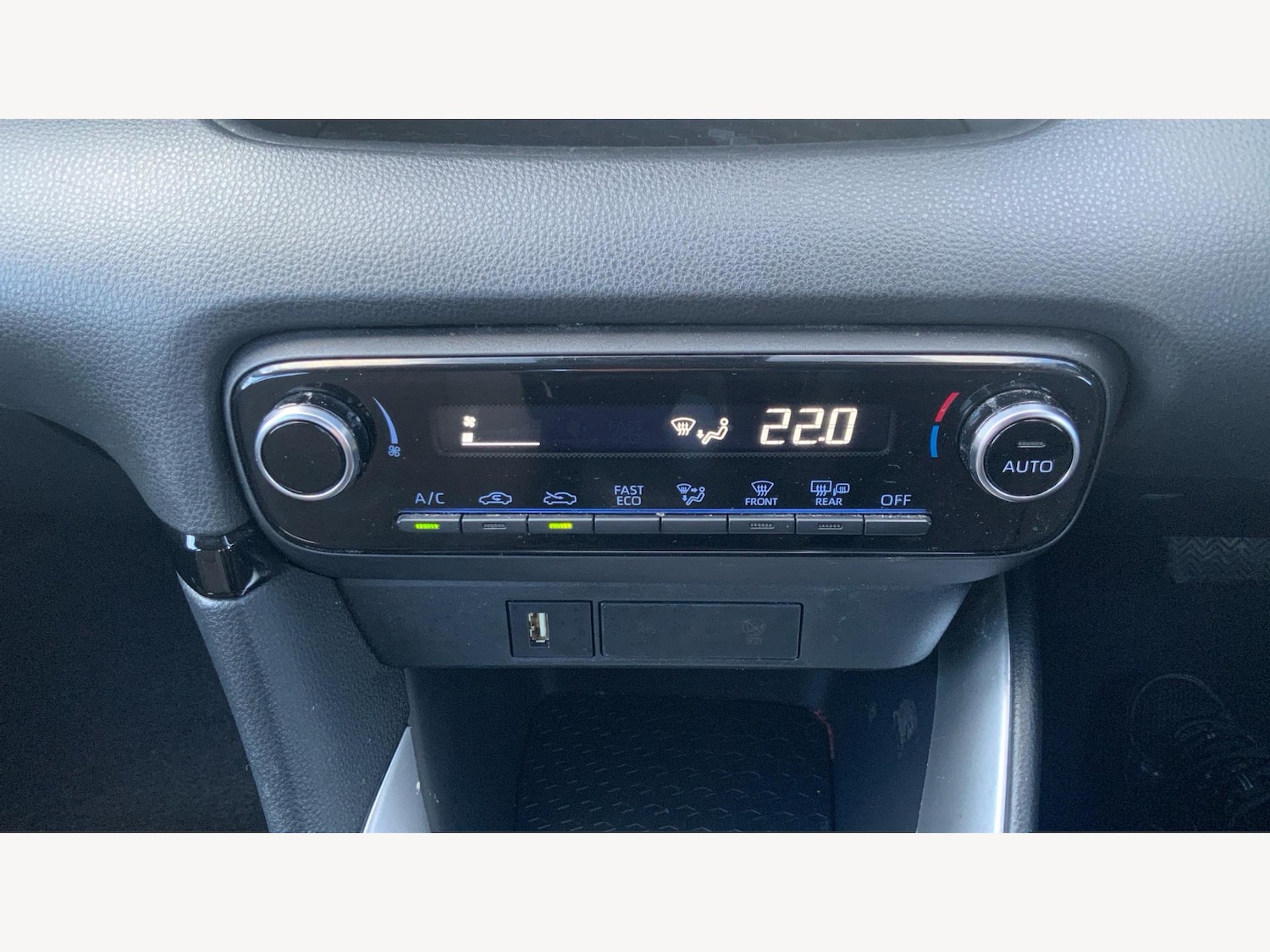 Used Toyota Yaris for sale - 77484523: Photo 26