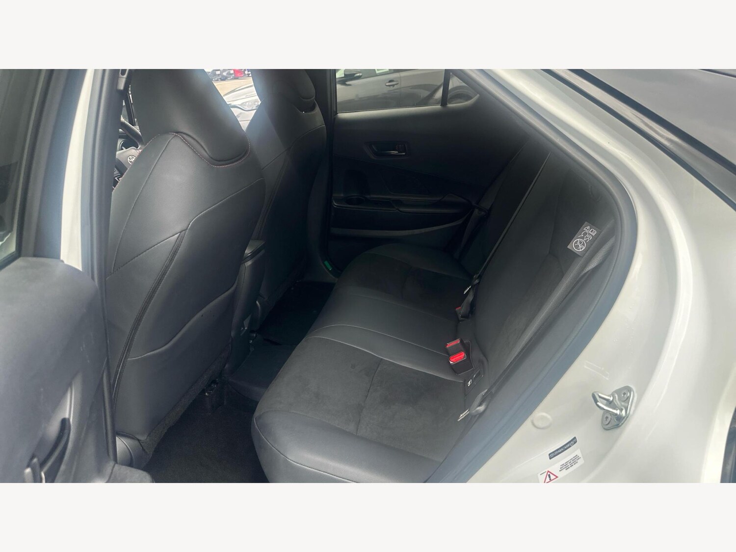 Used Toyota C-HR 2024 for sale - 77425868: Photo 15