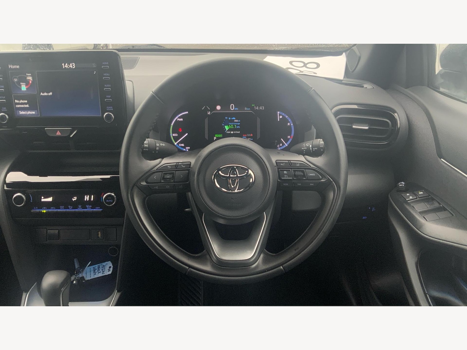 Used Toyota Yaris Cross 2023 for sale - 76561093: Photo 10