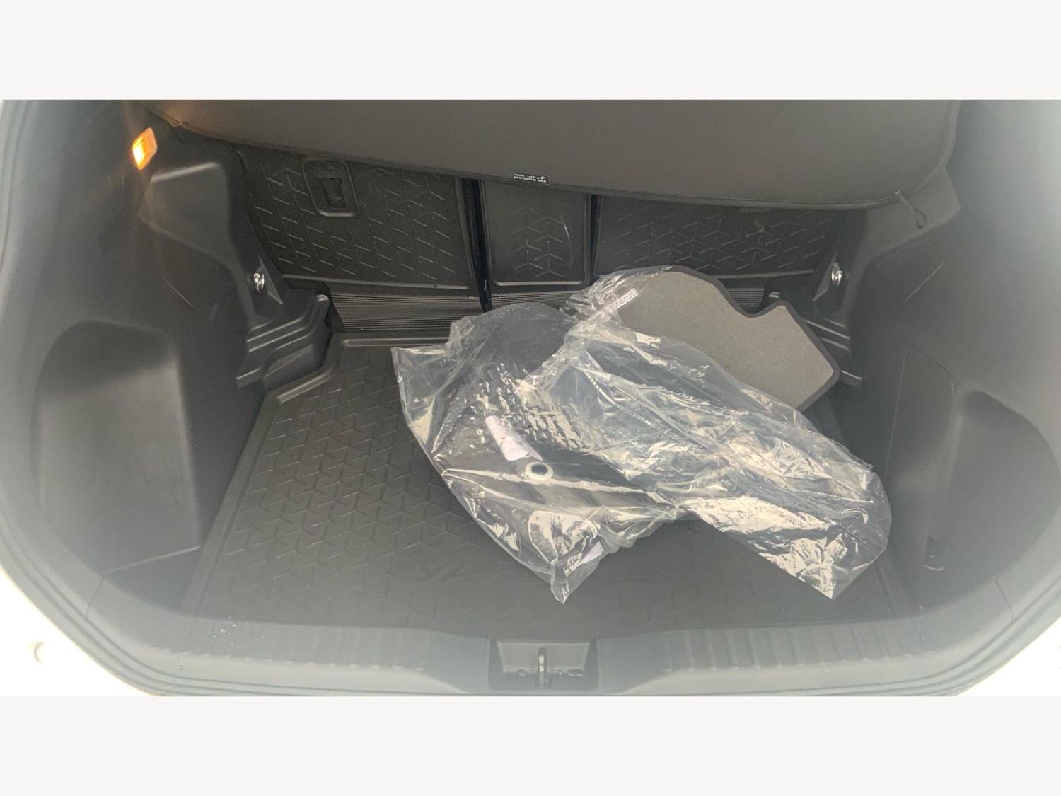 Used Toyota Yaris Cross 2023 for sale - 76561093: Photo 16